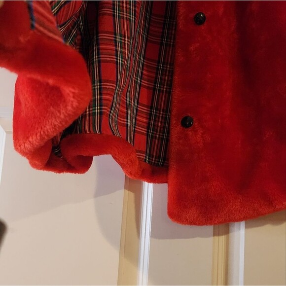 PattyCakes red faux fur plaid lined coat size 4 - Picture 4 of 6